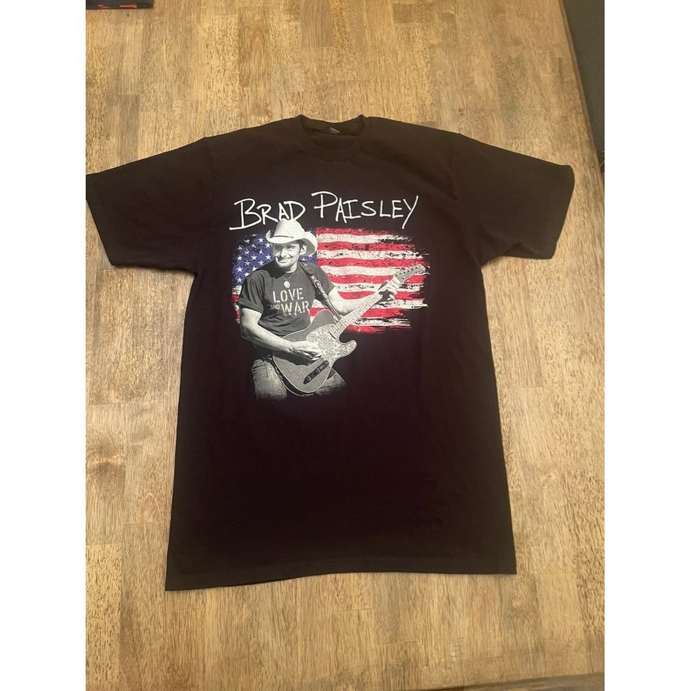 Brad Paisley Weekend Warrior World Tour Graphic T-Shirt Black Large Tultex